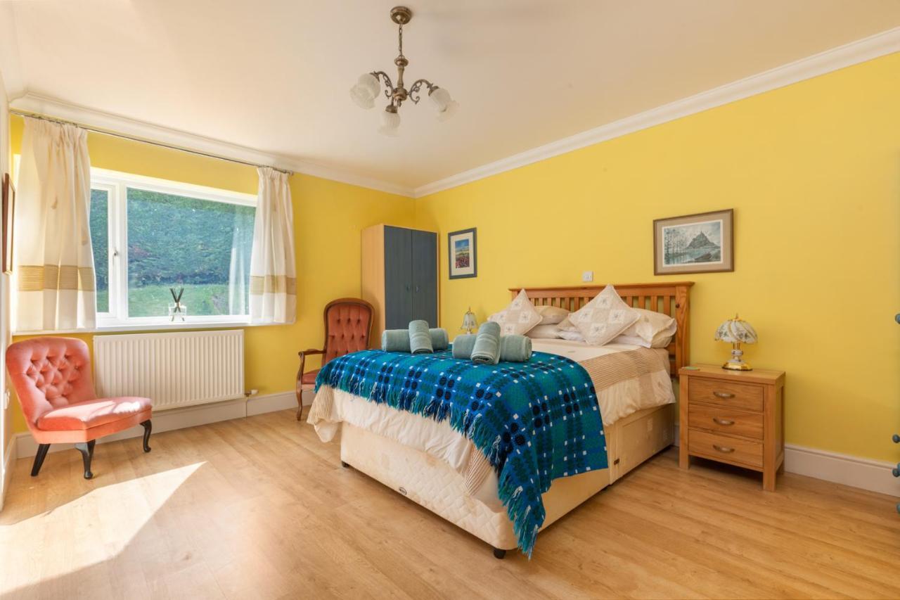 Sunningdale - Beach Side Cottage, Sea Views, Parking Saundersfoot Exterior photo